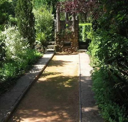 Oda ve Kahvaltı Le Robinson Mezieres-sur-Oise