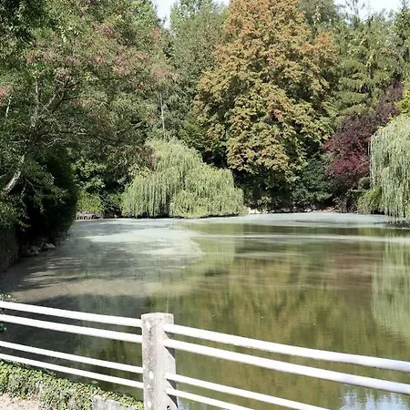 Oda ve Kahvaltı Le Robinson Mezieres-sur-Oise