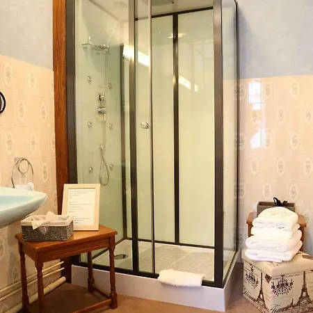 Bed & Breakfast Le Robinson Mezieres-sur-Oise